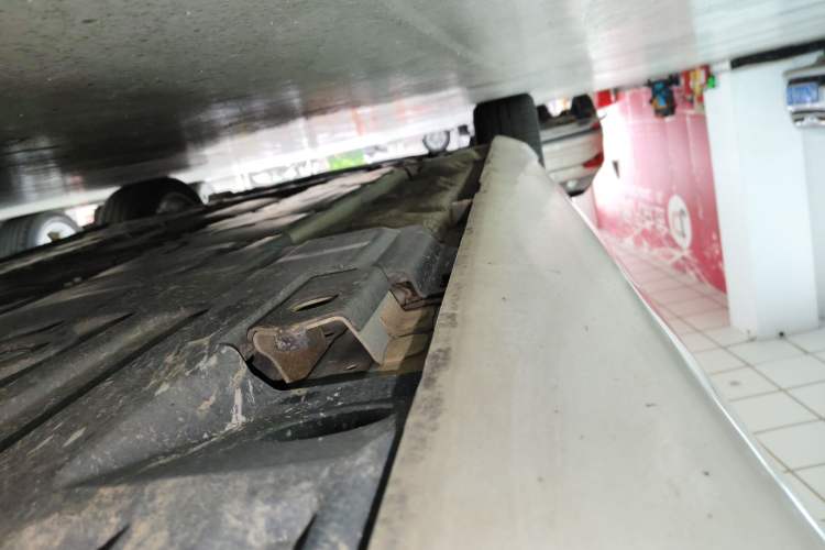 Used Volvo S90 2018 T4 Zhiyuan Edition Left Side Sill