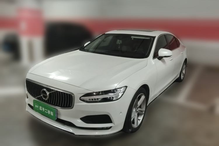 Used Volvo S90 2018 T4 Zhiyuan Edition Guazi used car, China used car export, Used car for sale, Used cars, Cheapest cars for sale