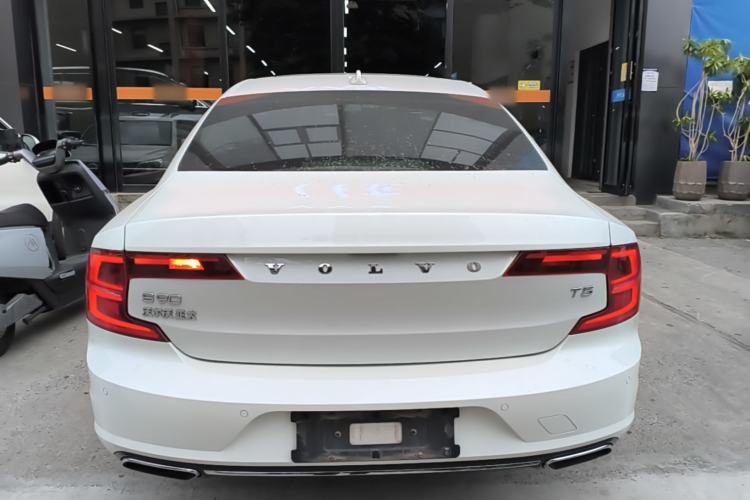 Used Volvo S90 2018 T5 Zhiyuan Edition Rear