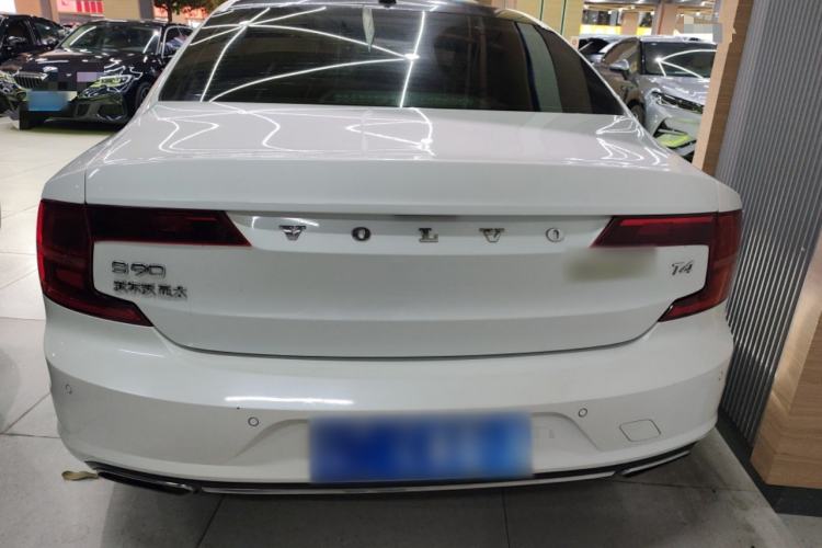 Used Volvo S90 2018 T4 Zhiyuan Edition Rear