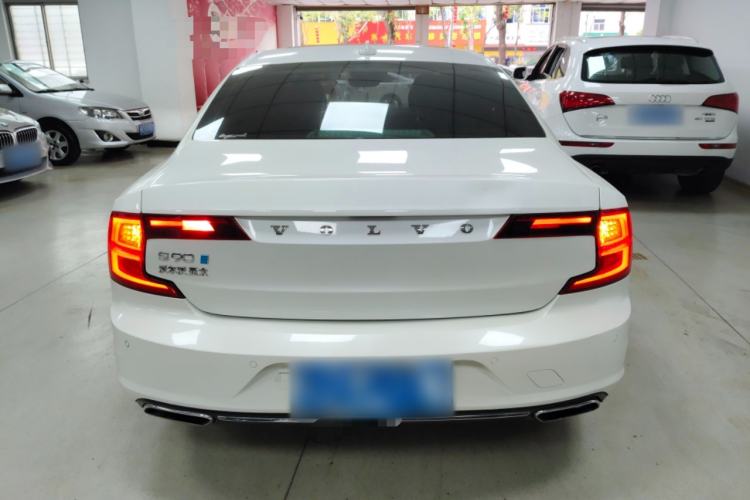 Used Volvo S90 2018 T4 Zhiyuan Edition Rear