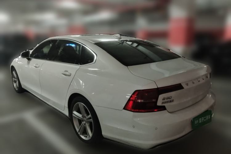 Used Volvo S90 2018 T4 Zhiyuan Edition Rear Left 45 Deg