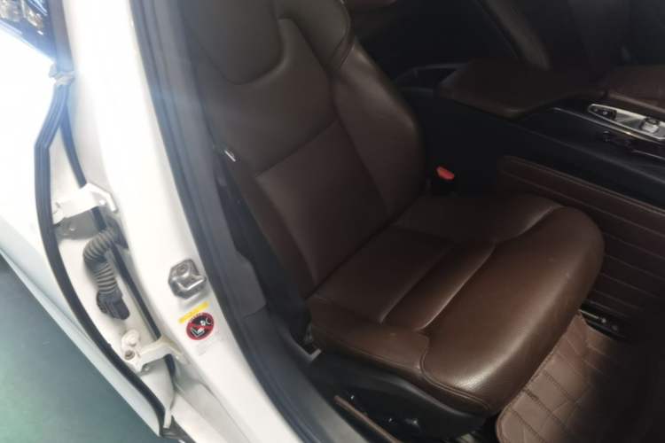 Used Volvo S90 2018 T4 Zhiyi Edition Right Front Seat