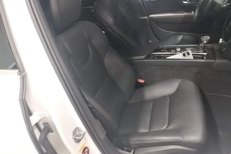 Used Volvo S90 2018 T4 Zhiyuan Edition Right Front Seat