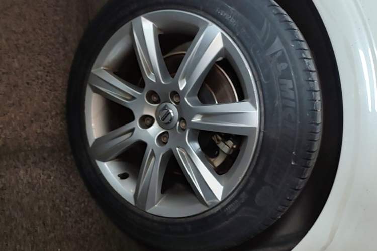 Used Volvo S90 2018 T4 Zhiyi Edition Right Rear Wheel Hub