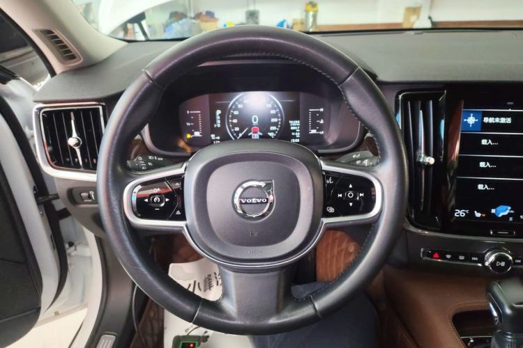 Used Volvo S90 2018 T4 Zhiyuan Edition Steering Wheel