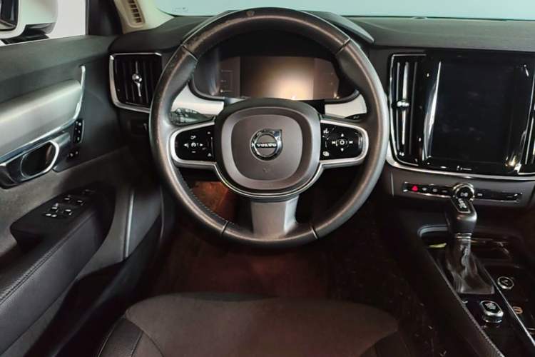Used Volvo S90 2018 T4 Zhiyi Edition Steering Wheel