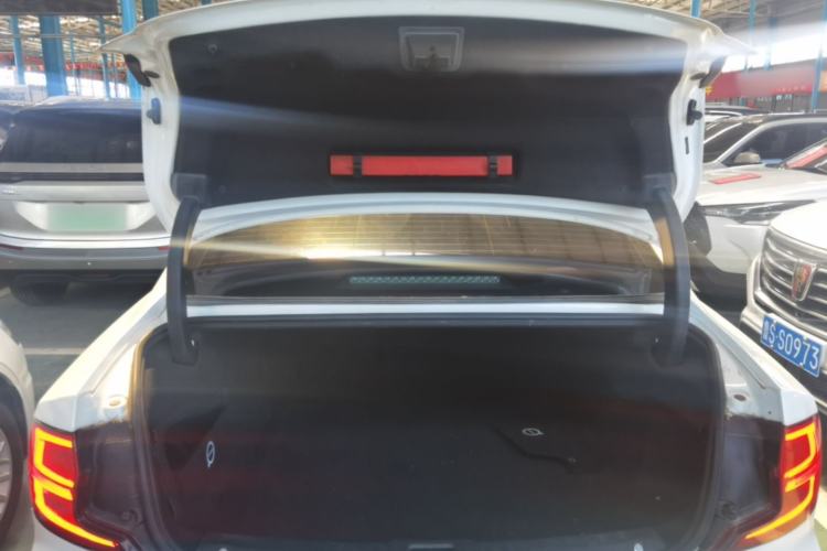 Used Volvo S90 2018 T4 Zhiyi Edition Trunk