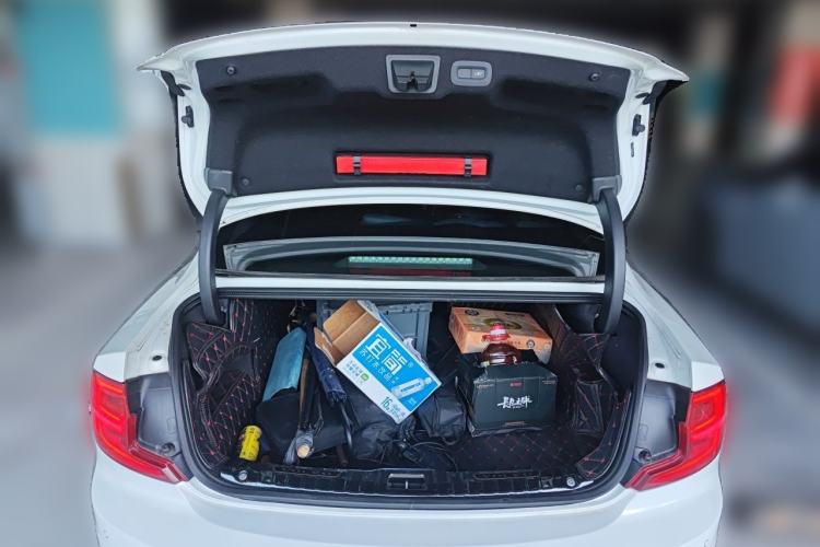 Used Volvo S90 2018 T4 Zhiyuan Edition Trunk