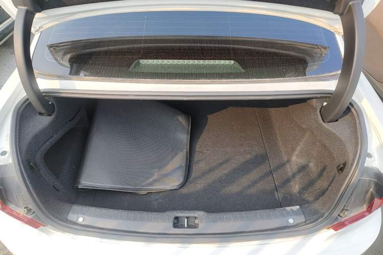 Used Volvo S90 2018 T4 Zhiyuan Edition Trunk