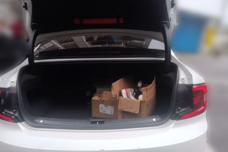 Used Volvo S90 2018 T4 Zhiyuan Edition Trunk
