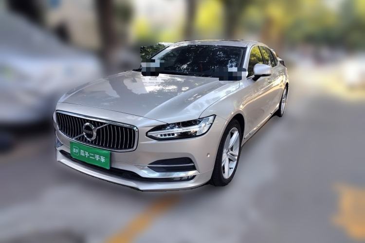 Used Volvo S90 2018 T4 Zhiyuan Edition Guazi used car, China used car export, Used car for sale, Used  cars, Cheapest cars for sale