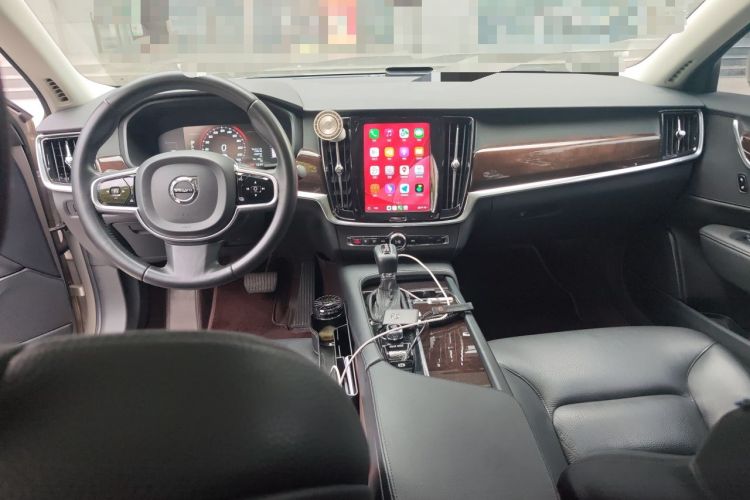 Used Volvo S90 2018 T4 Zhiyuan Edition Center Console