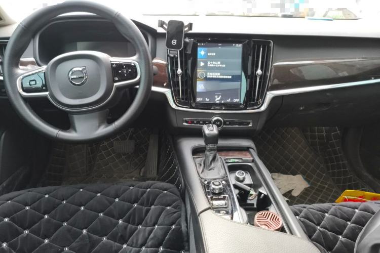 Used Volvo S90 2018 T5 Zhiyuan Edition Center Console