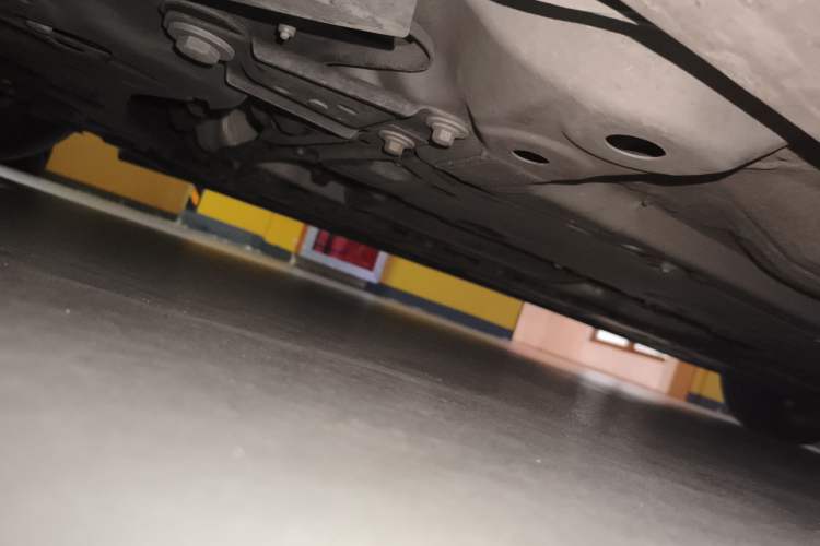 Used Volvo S90 2018 T4 Zhiyuan Edition Chassis Front Left