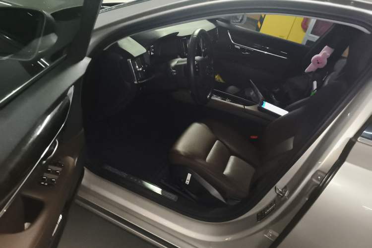 Used Volvo S90 2018 T4 Zhiyuan Edition Driver Seat