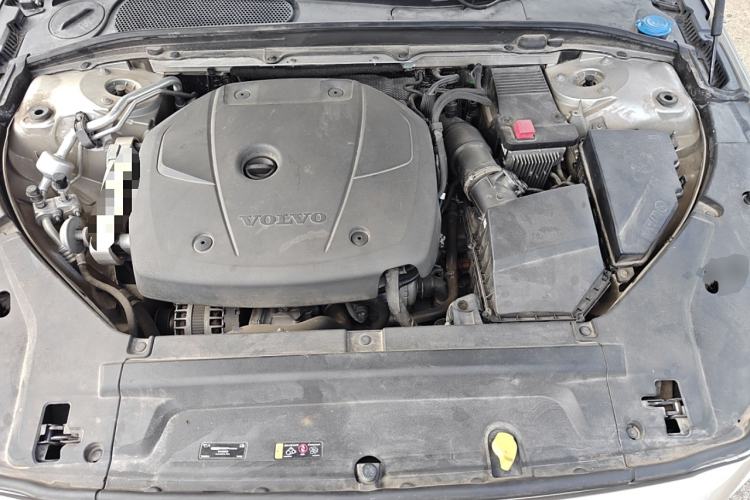 Used Volvo S90 2018 T4 Zhiyuan Edition Engine Bay