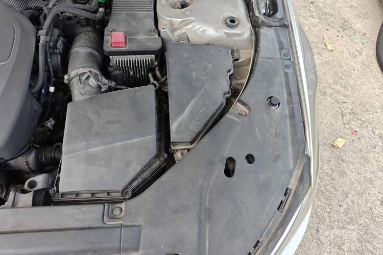 Used Volvo S90 2018 T4 Zhiyuan Edition Engine Bay Left