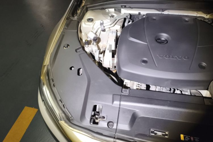 Used Volvo S90 2018 T4 Zhiyuan Edition Engine Bay Right