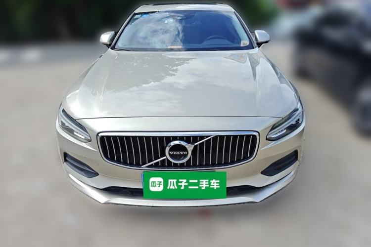 Used Volvo S90 2018 T4 Zhiyuan Edition Front