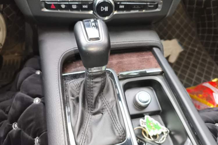 Used Volvo S90 2018 T5 Zhiyuan Edition Gear Lever