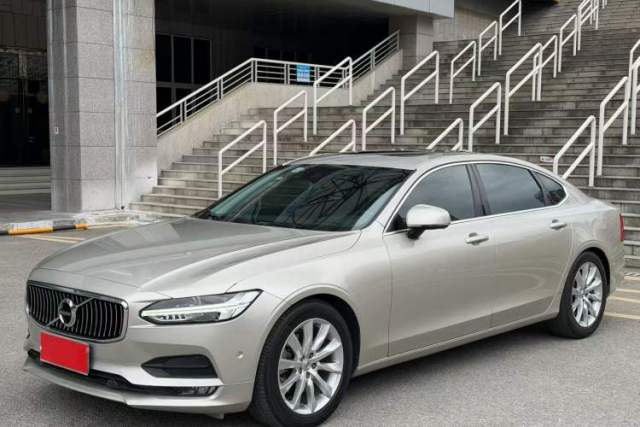 Ojetý Volvo S90 2018 T5 Zhiyuan Edition