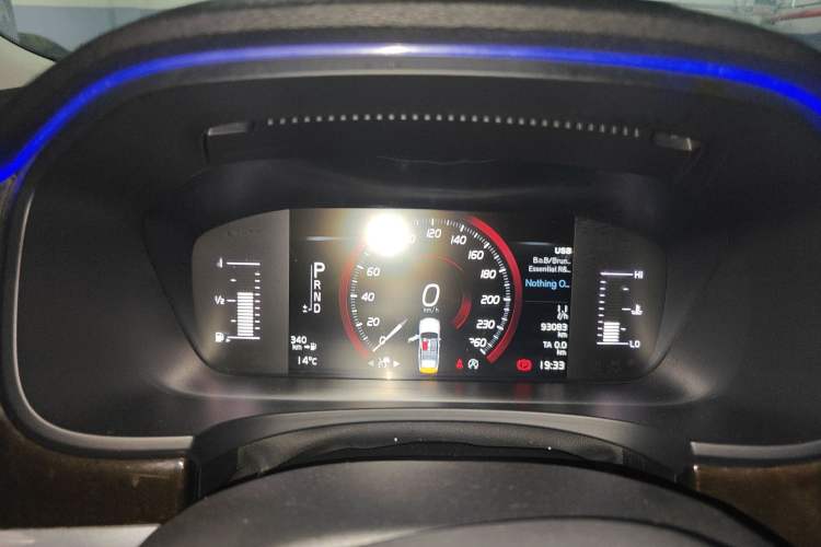 Used Volvo S90 2018 T4 Zhiyuan Edition Instrument Cluster