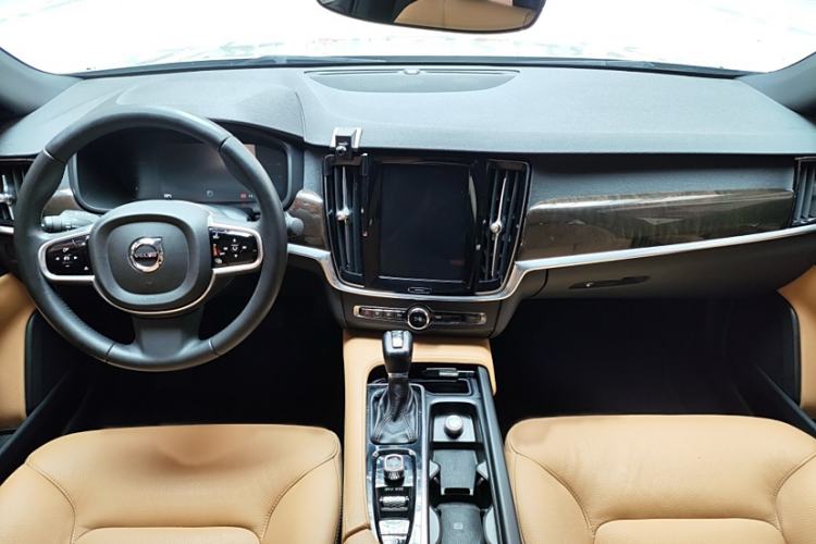 Used Volvo S90 2018 T4 Zhiyuan Edition Interior 13