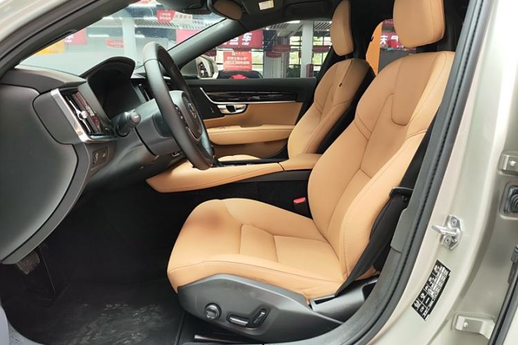 Used Volvo S90 2018 T4 Zhiyuan Edition Interior 3