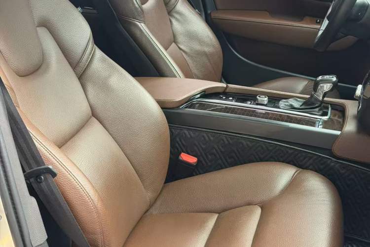 Used Volvo S90 2018 T5 Zhiyuan Edition Interior 4