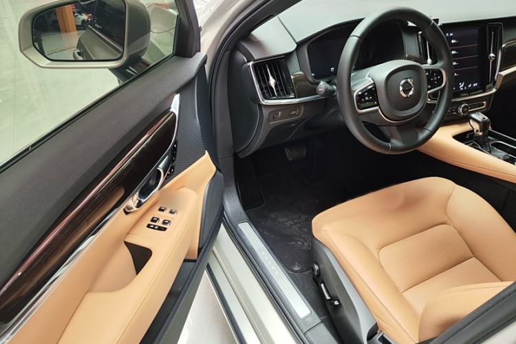Used Volvo S90 2018 T4 Zhiyuan Edition Interior 7
