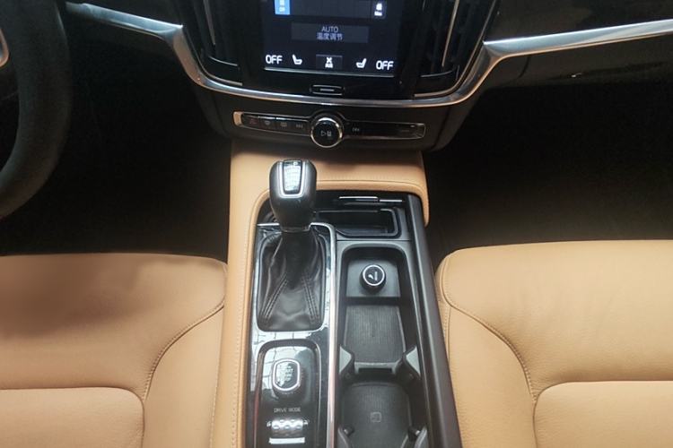 Used Volvo S90 2018 T4 Zhiyuan Edition Interior 8
