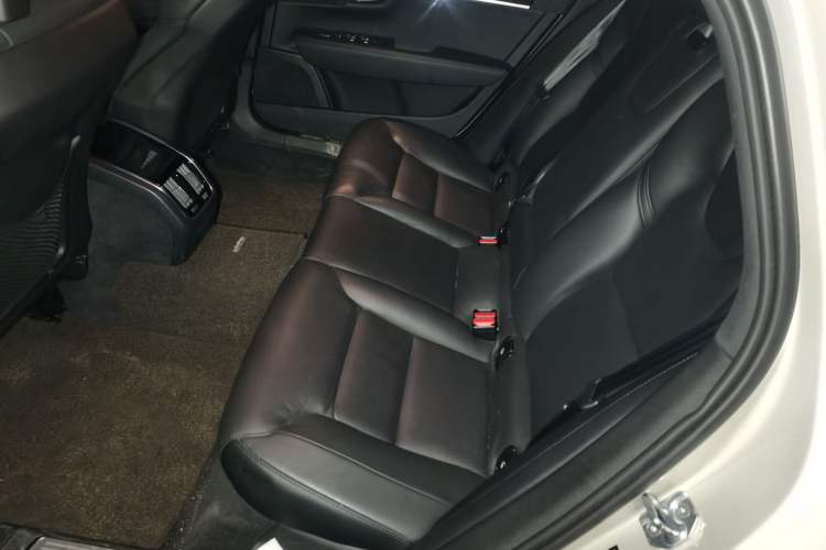 Used Volvo S90 2018 T4 Zhiyuan Edition Left Rear Seat