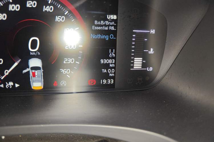 Used Volvo S90 2018 T4 Zhiyuan Edition Odometer Close Up