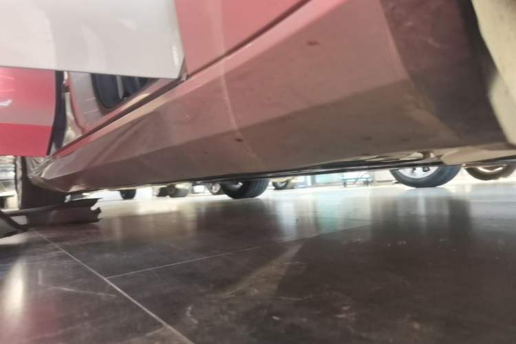 Used Volvo S90 2018 T5 Zhiyuan Edition Right Side Sill