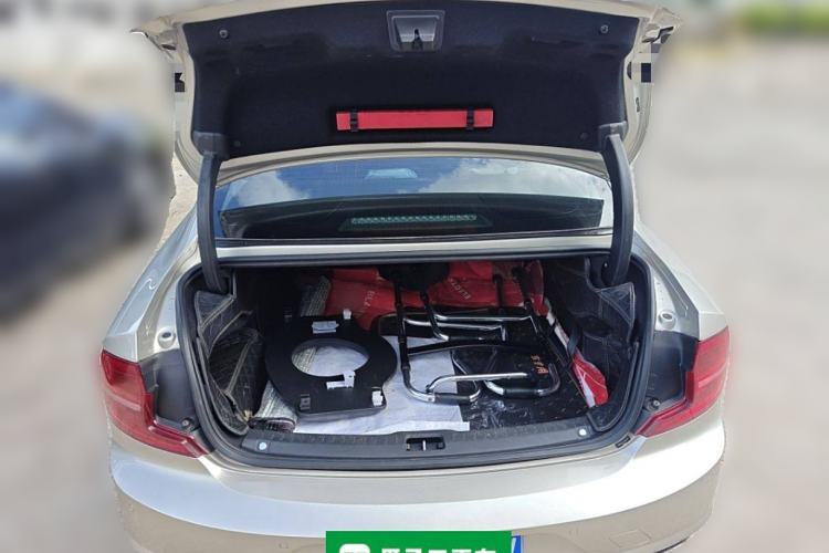 Used Volvo S90 2018 T4 Zhiyuan Edition Trunk