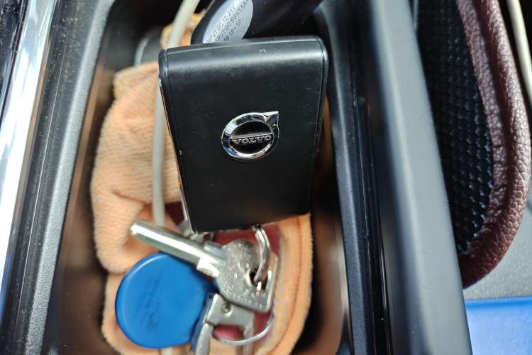 Used Volvo S90 2018 T4 Zhiyuan Edition Vehicle Key