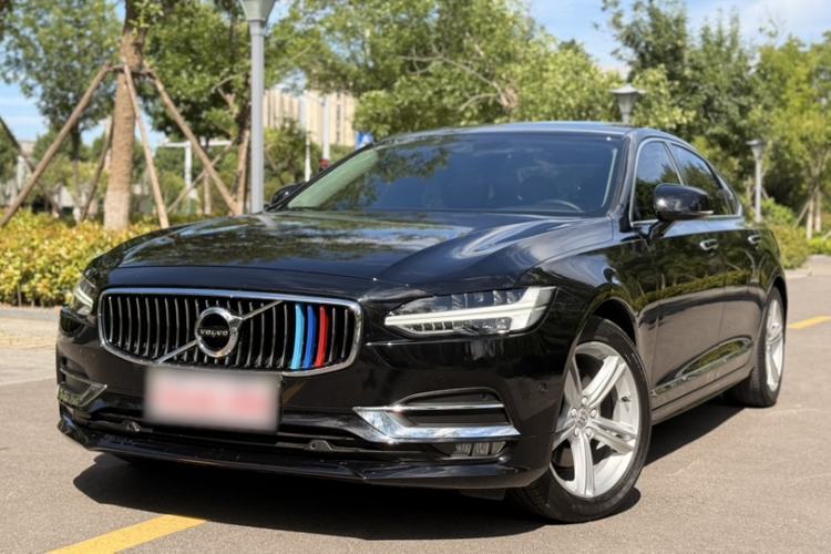 Used Volvo S90 2019 T5 Zhiyuan Edition Guazi used car, China used car export, Used car for sale, Used  cars, Cheapest cars for sale