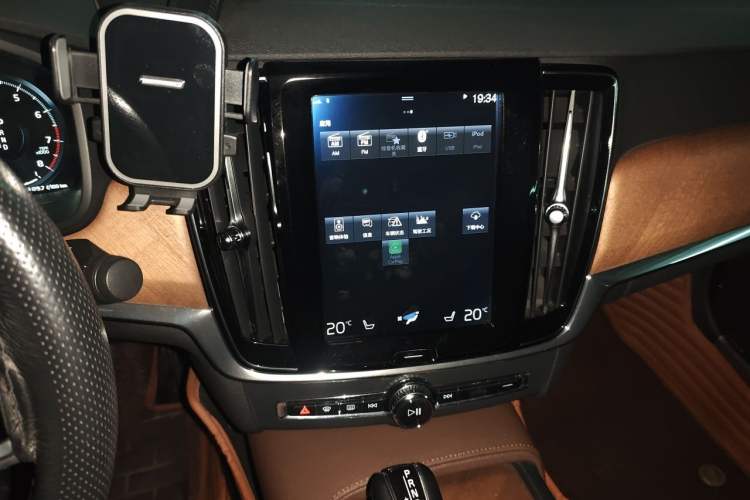 Used Volvo S90 2019 T5 Zhiyuan Edition Audio And AC Panel
