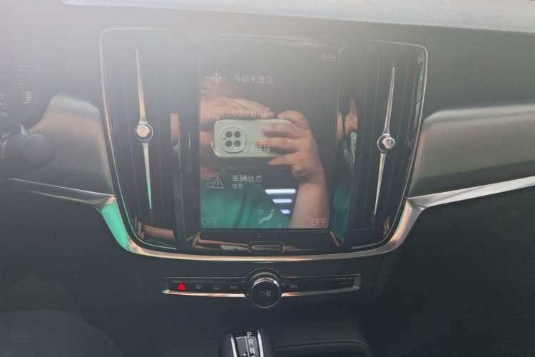 Used Volvo S90 2019 T4 Zhiyi Edition Audio And AC Panel