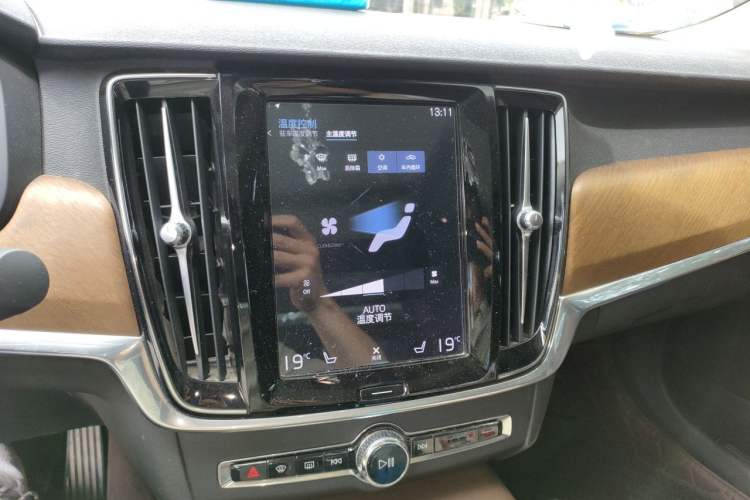 Used Volvo S90 2019 T5 Zhiyi Edition Audio And AC Panel