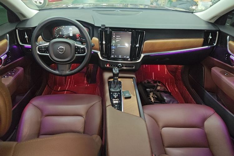 Used Volvo S90 2019 T5 Zhiyuan Edition Center Console