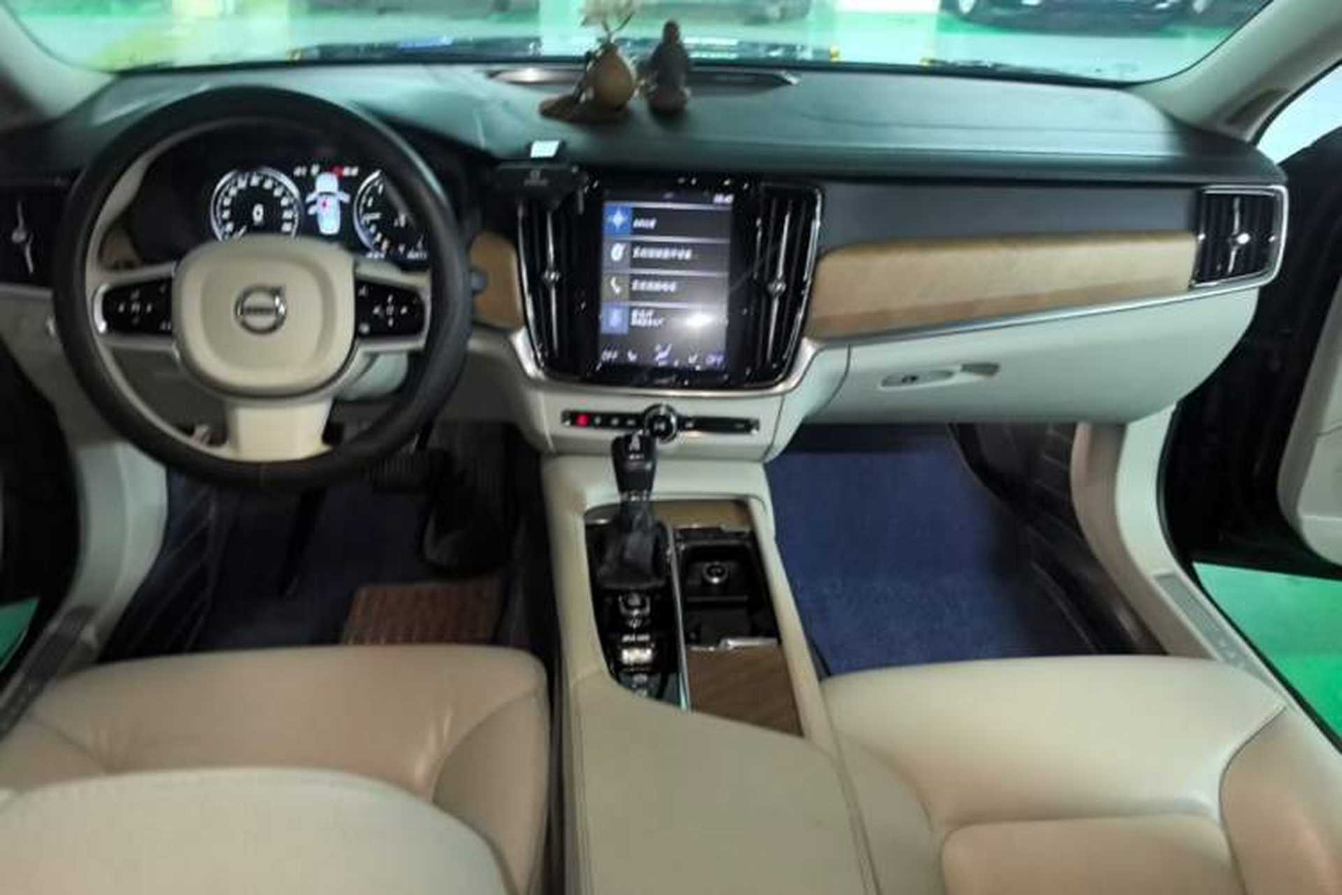 Used Volvo S90 2019 T5 Zhiya Edition Center Console