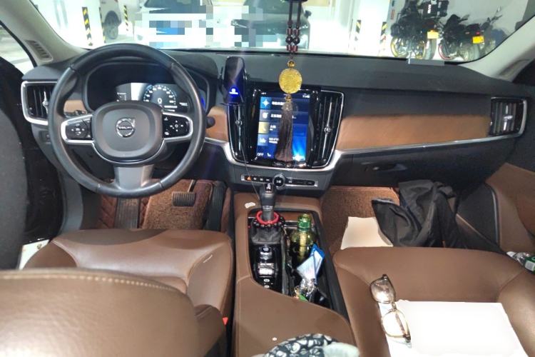 Used Volvo S90 2019 T5 Zhiyi Edition Center Console