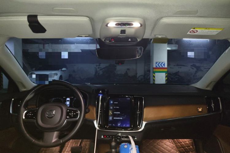 Used Volvo S90 2019 T5 Zhiyuan Edition Center Console