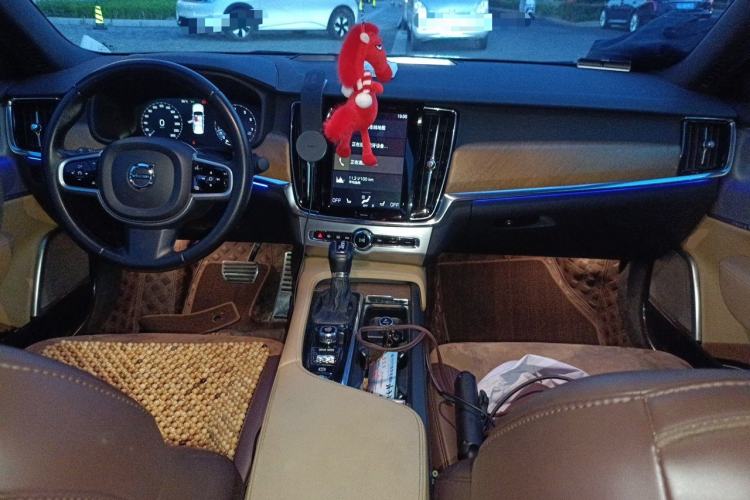 Used Volvo S90 2019 T5 Zhiyi Edition Center Console