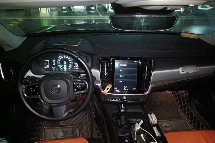 Used Volvo S90 2019 T4 Zhiyi Edition Center Console