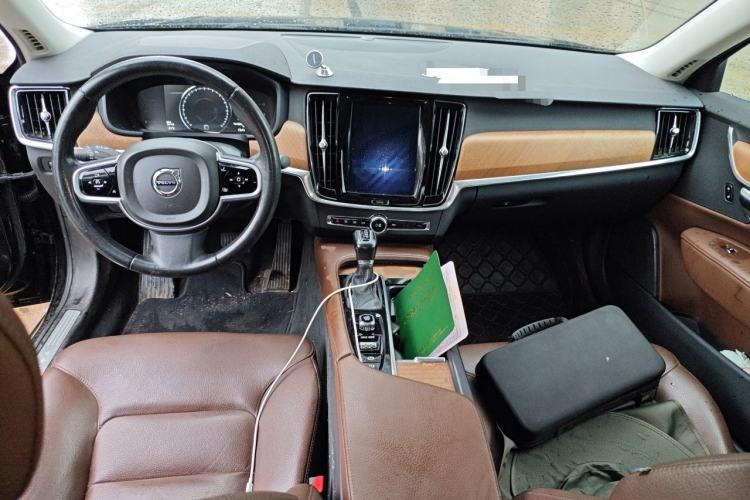 Used Volvo S90 2019 T5 Zhiyi Edition Center Console