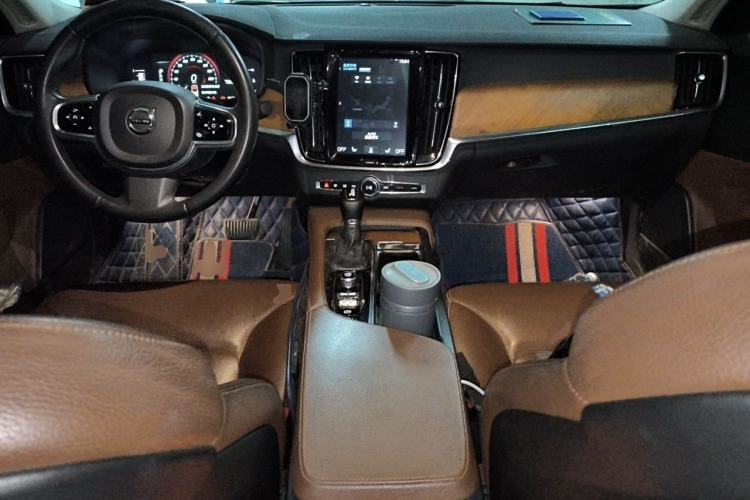 Used Volvo S90 2019 T5 Zhiyi Edition Center Console