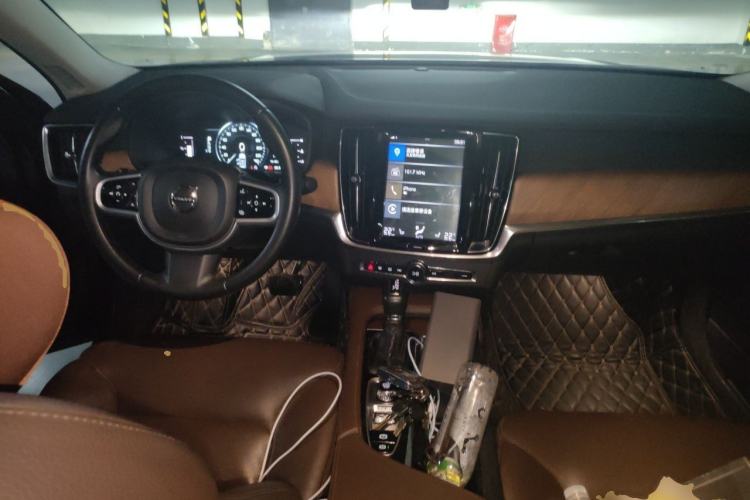 Used Volvo S90 2019 T5 Zhiyi Edition Center Console